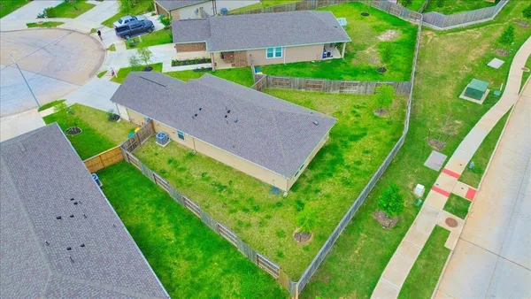 $220,000 | 2051 West Darlington Oak Court, Conroe, TX 77304