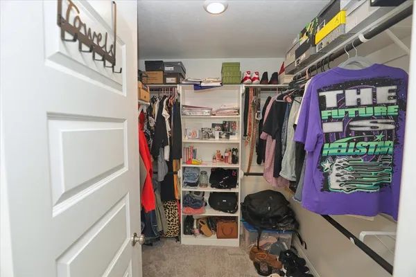 $220,000 | 2051 West Darlington Oak Court, Conroe, TX 77304