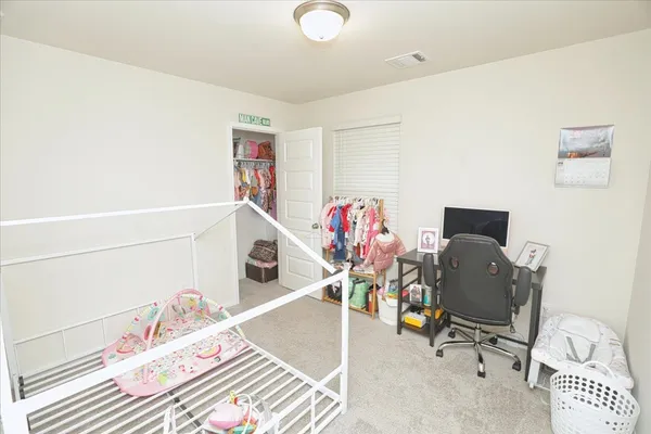 $220,000 | 2051 West Darlington Oak Court, Conroe, TX 77304