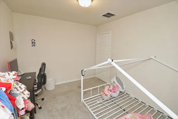 $220,000 | 2051 West Darlington Oak Court, Conroe, TX 77304