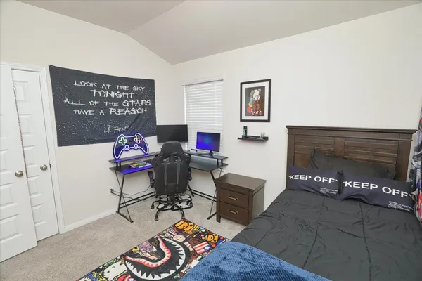 $220,000 | 2051 West Darlington Oak Court, Conroe, TX 77304