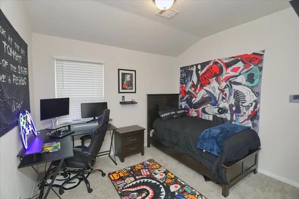 $220,000 | 2051 West Darlington Oak Court, Conroe, TX 77304