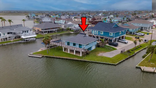 $675,000 | 354 Ling Street, Bayou Vista, TX 77563