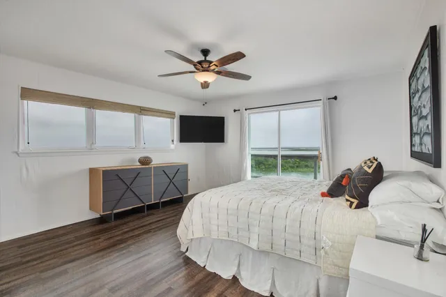 $675,000 | 354 Ling Street, Bayou Vista, TX 77563