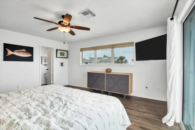 $675,000 | 354 Ling Street, Bayou Vista, TX 77563