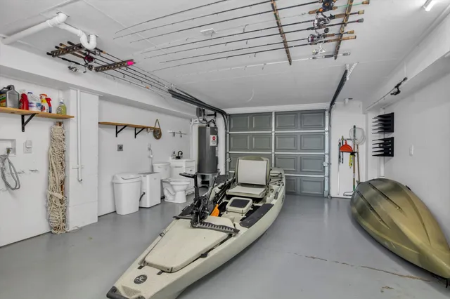 $675,000 | 354 Ling Street, Bayou Vista, TX 77563