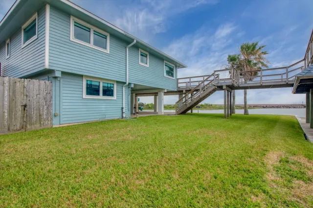 $675,000 | 354 Ling Street, Bayou Vista, TX 77563