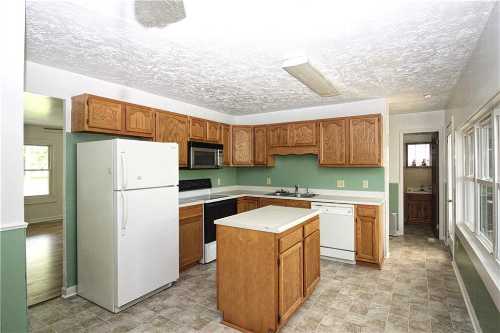 1838 Lochry Road Franklin, IN 46131 - Photo 2 of 9 Gallery Image 2