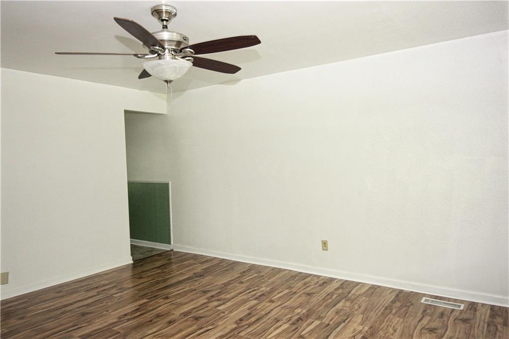 1838 Lochry Road Franklin, IN 46131 - Photo 3 of 9 Gallery Image 3