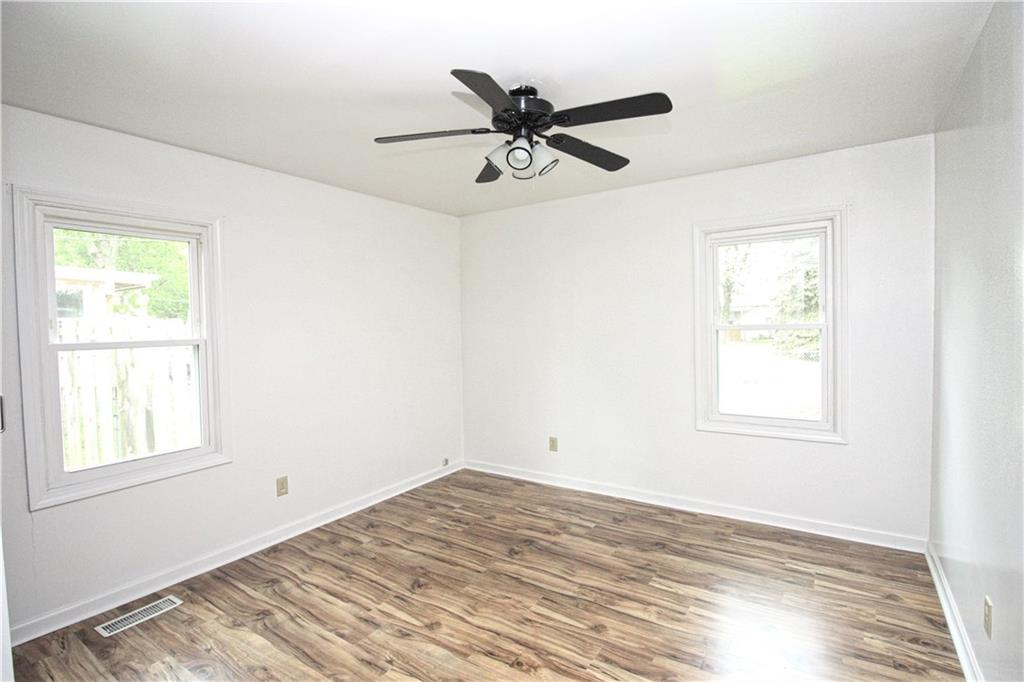 1838 Lochry Road Franklin, IN 46131 - Photo 5 of 9 Gallery Image 5