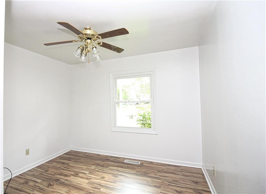 1838 Lochry Road Franklin, IN 46131 - Photo 6 of 9 Gallery Image 6