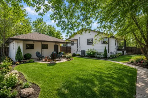 $650,000 | 9525 West 11th Avenue, Lakewood, CO 80215