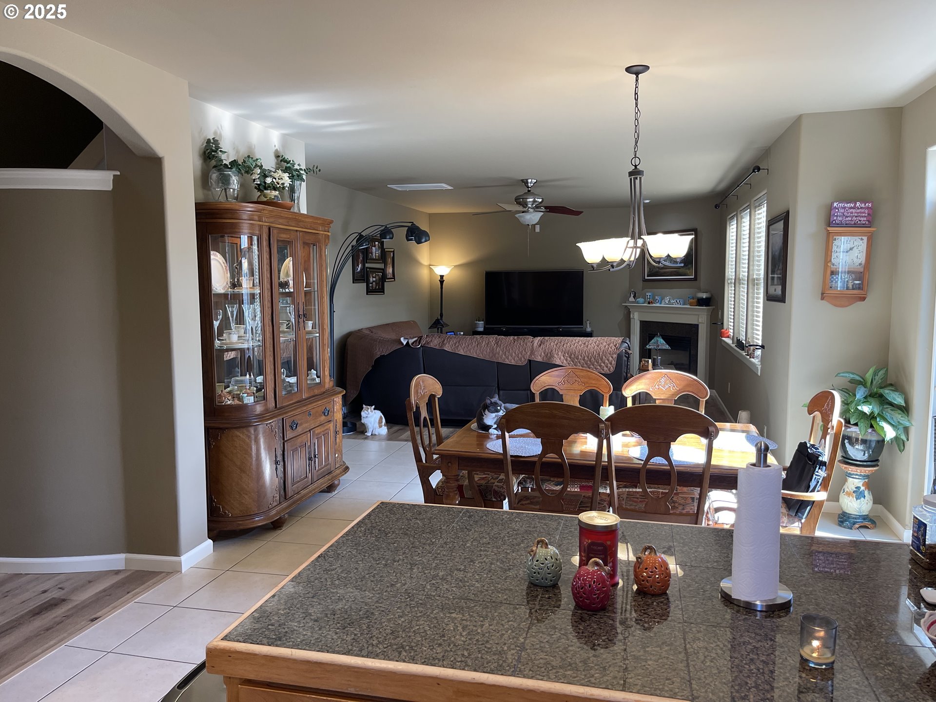 165 Danielle Drive Winston, OR 97496 - Photo 10 of 48