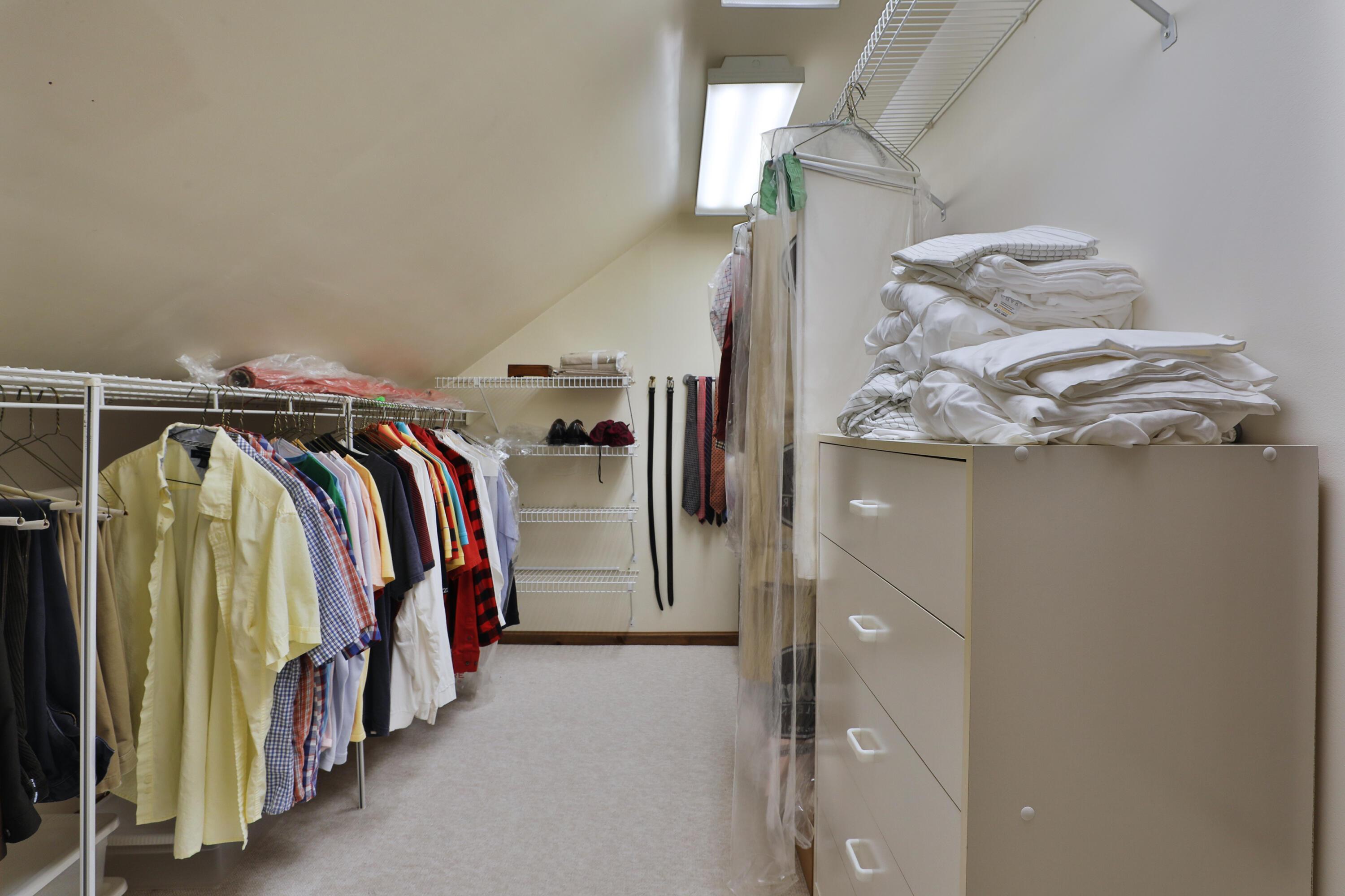 4436 Zeller Road Columbus, OH 43214 - Photo 29 of 42 Owner's Suite walk in closet
