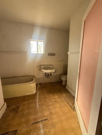 $156,200 | 28385 California Avenue, Madera, CA 93638