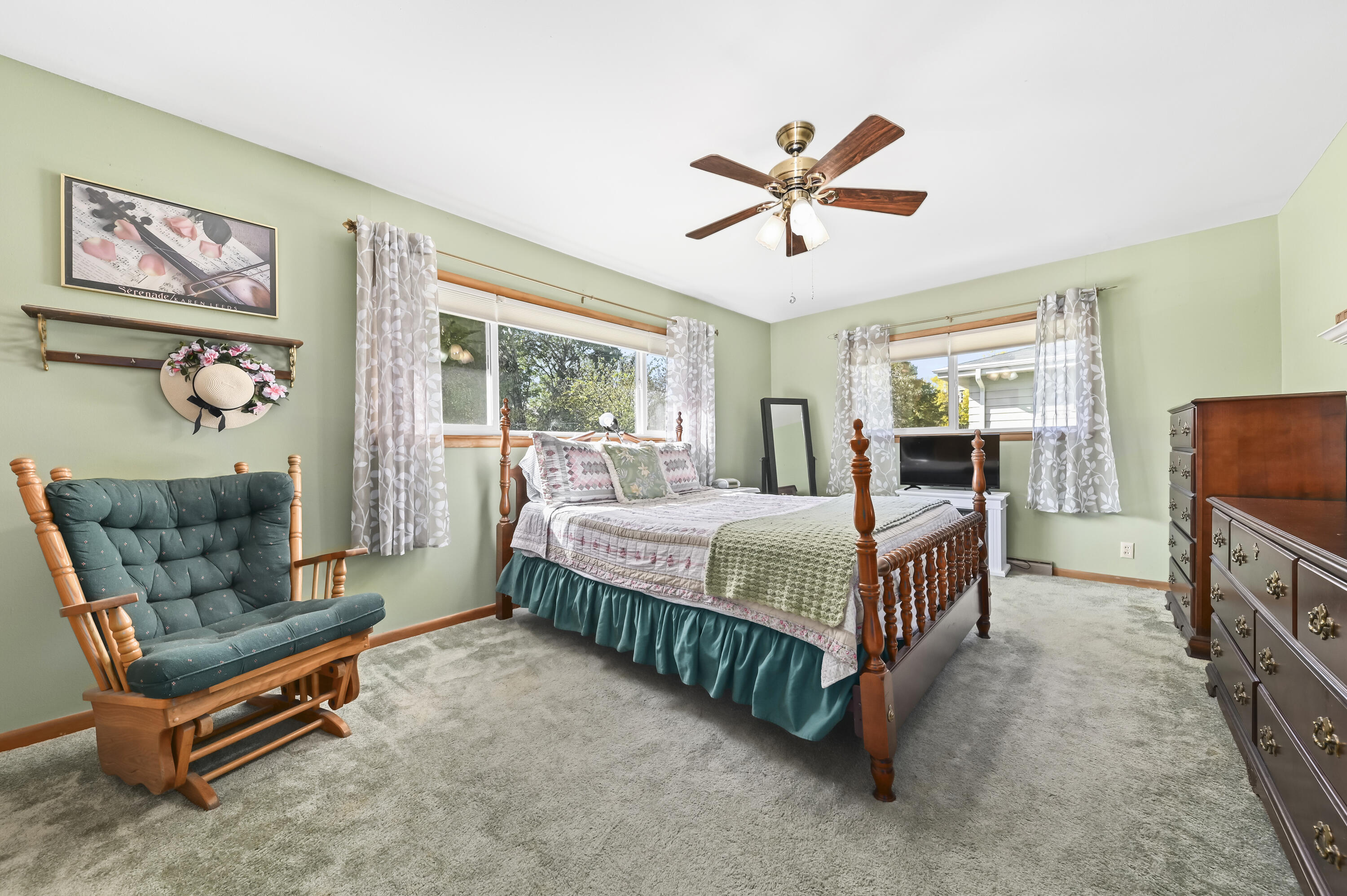 5764 Bridge Road Cedarburg, WI 53012 - Photo 16 of 31 Spacious Primary Bedroom