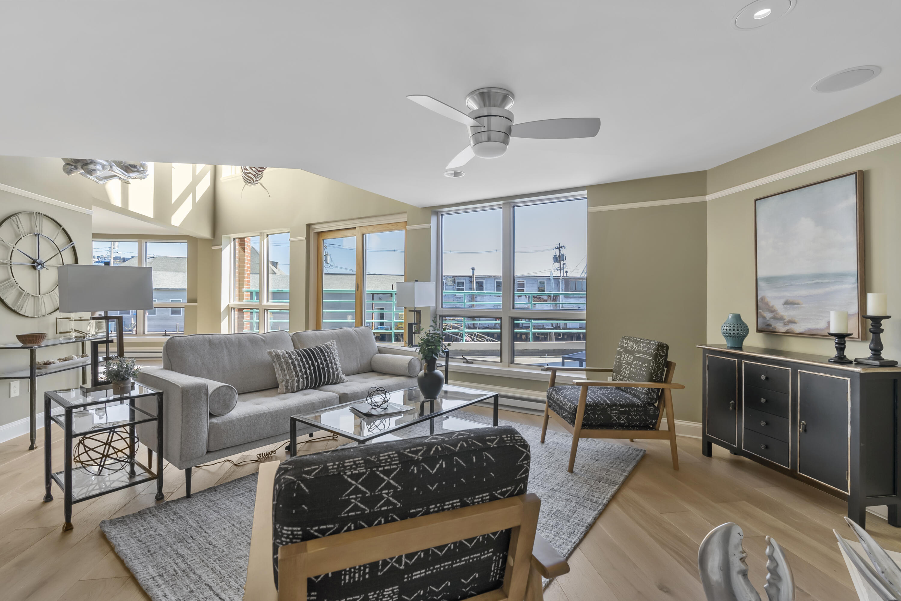 40 Portland Pier, Unit 2 Portland, ME 04101 - Photo 11 of 45 DSC08572