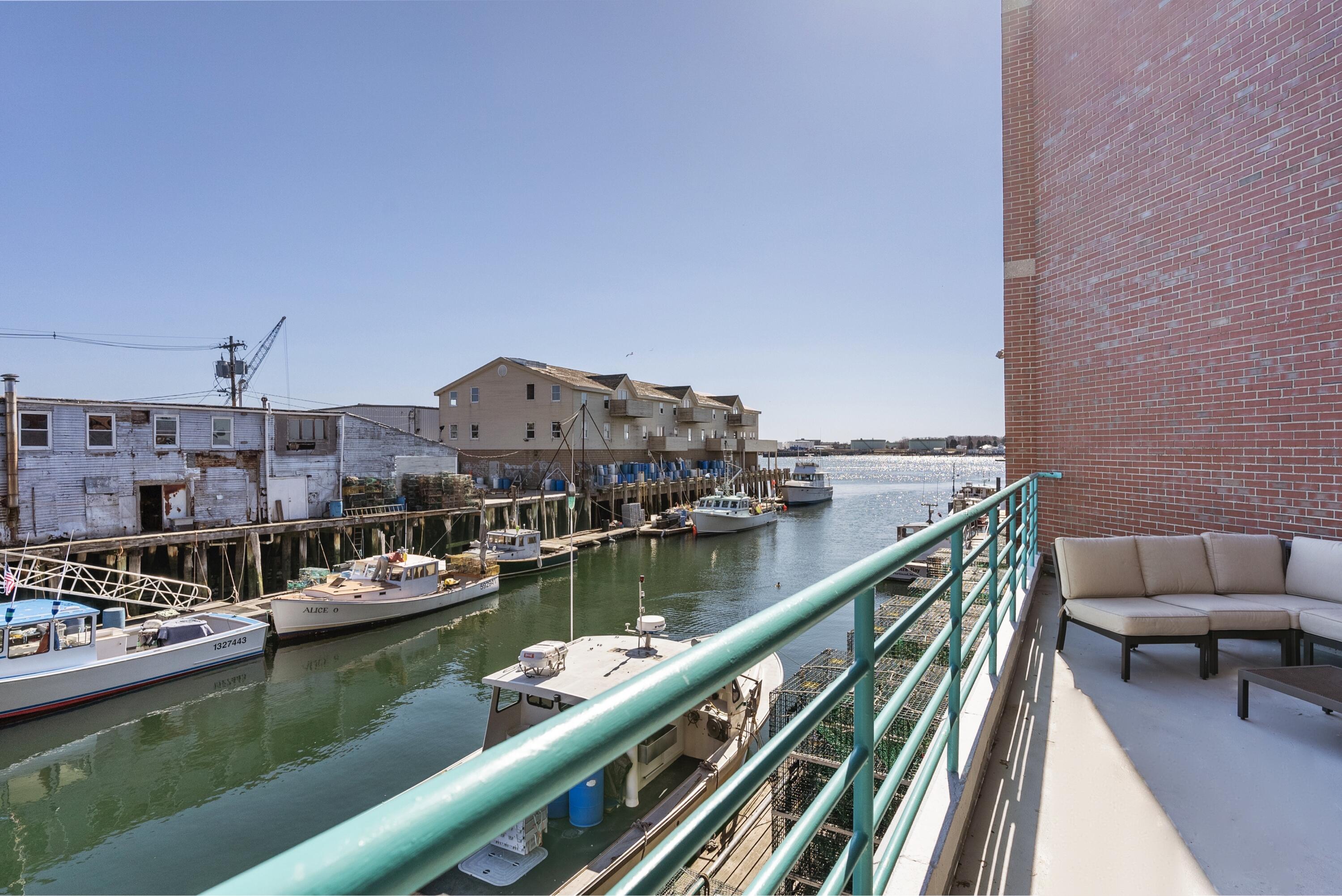 40 Portland Pier, Unit 2 Portland, ME 04101 - Photo 24 of 45 IMG_9646