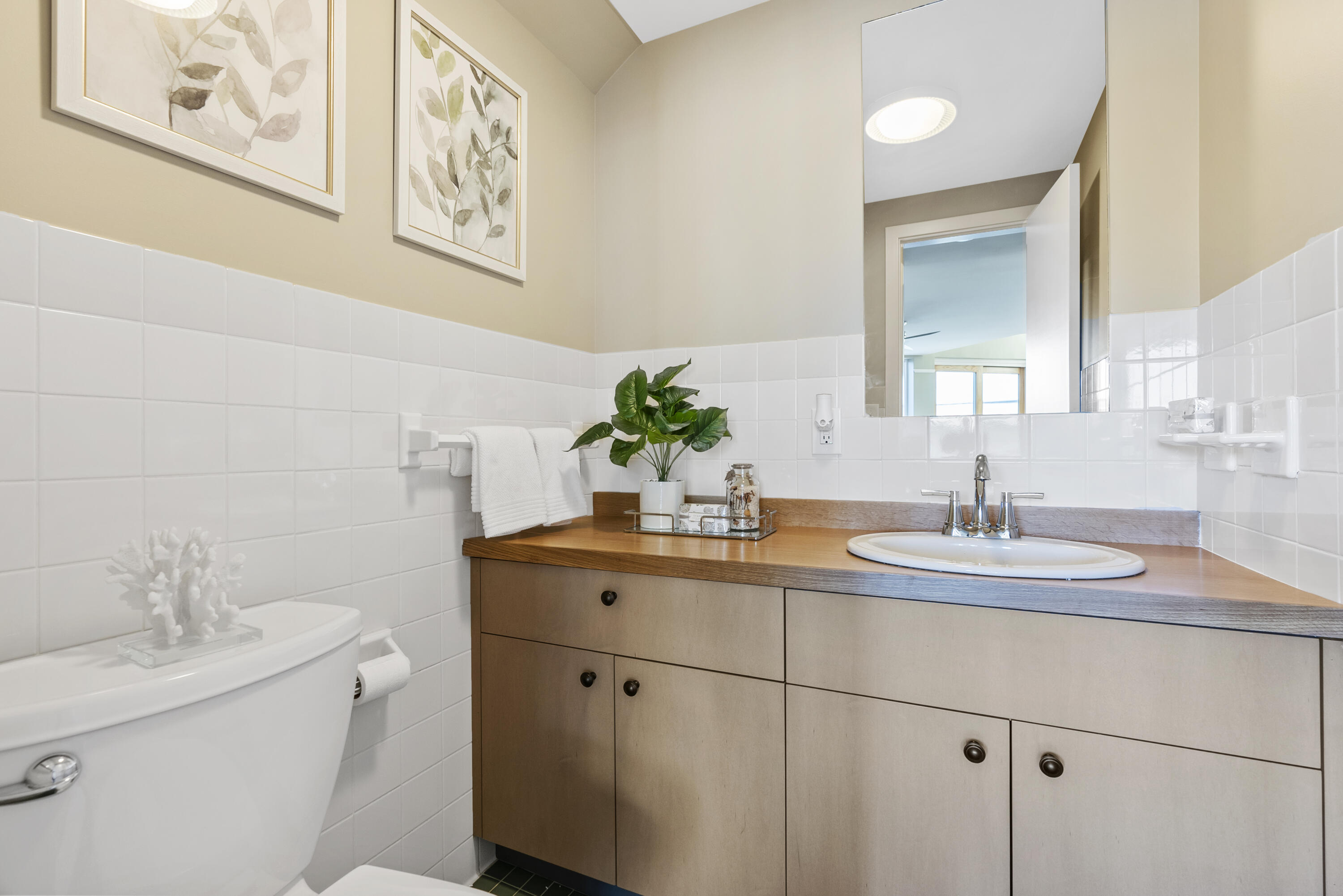 40 Portland Pier, Unit 2 Portland, ME 04101 - Photo 25 of 45 DSC08642