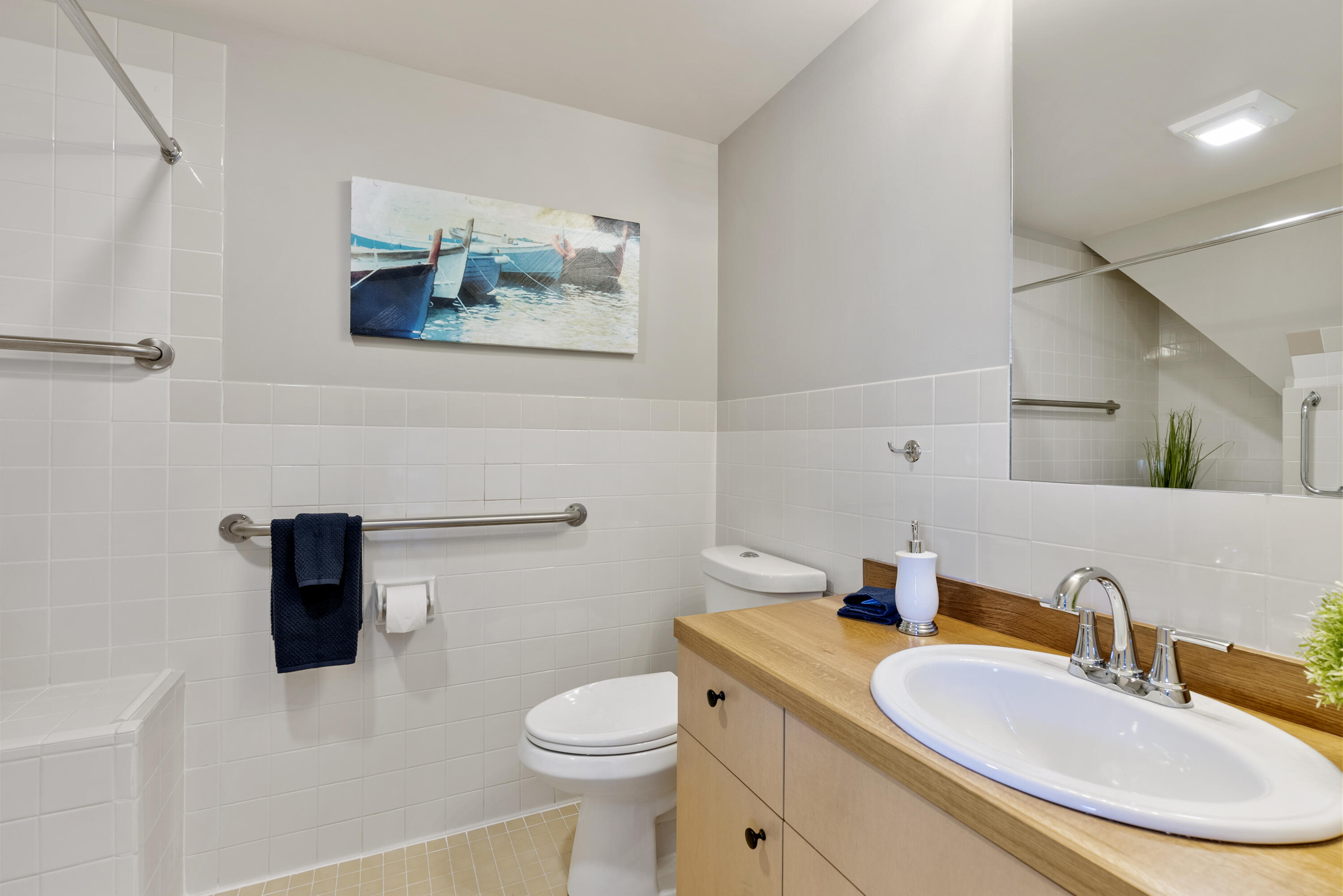 40 Portland Pier, Unit 2 Portland, ME 04101 - Photo 30 of 45 DSC08692