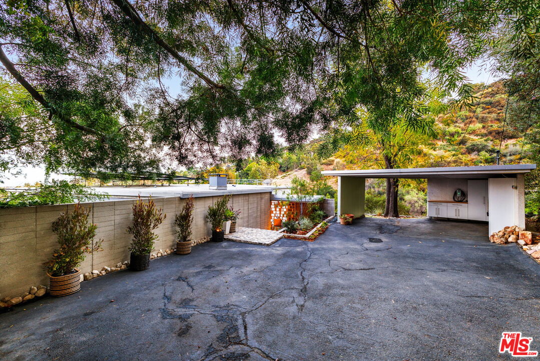 1290 Rancheros Road Pasadena, CA 91103 - Photo 13 of 72