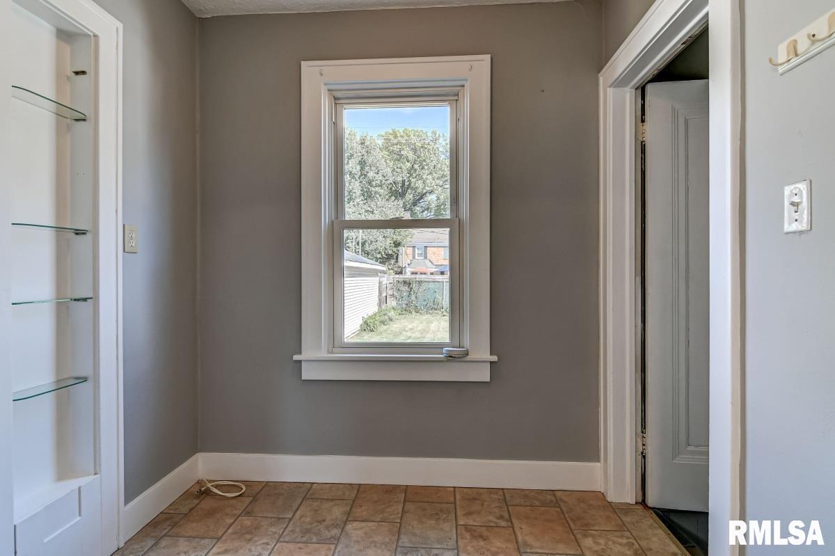 2040 South State Street Springfield, IL 62704 - Photo 17 of 30