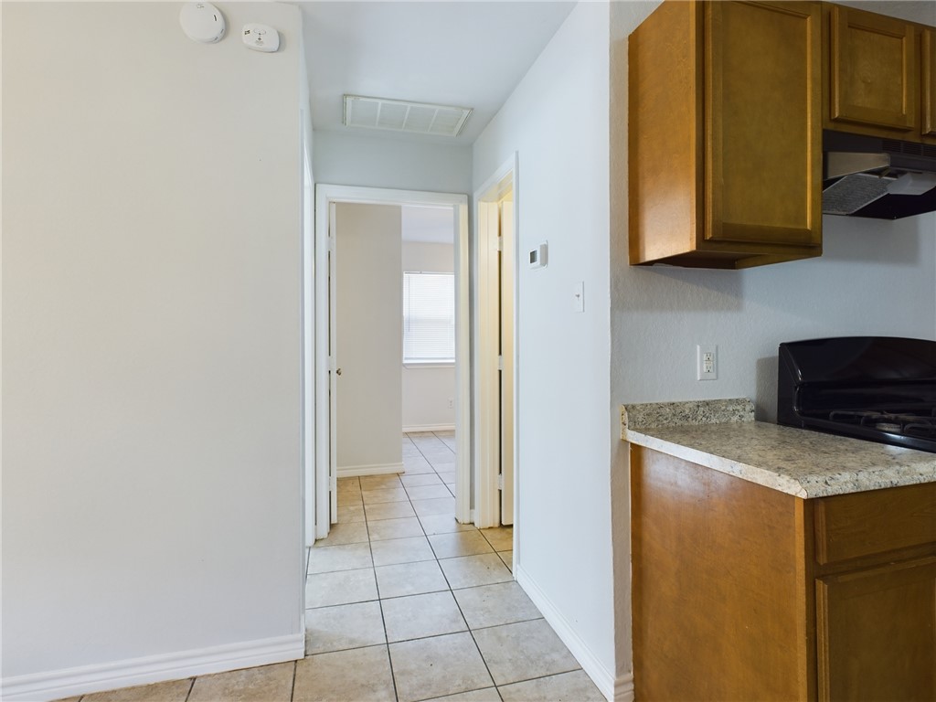 1906 Finfeather Road, Unit D Bryan, TX 77801 - Photo 14 of 28