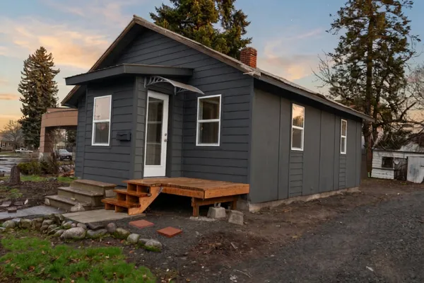 $225,000 | 2927 East Mission Avenue, Spokane, WA 99202