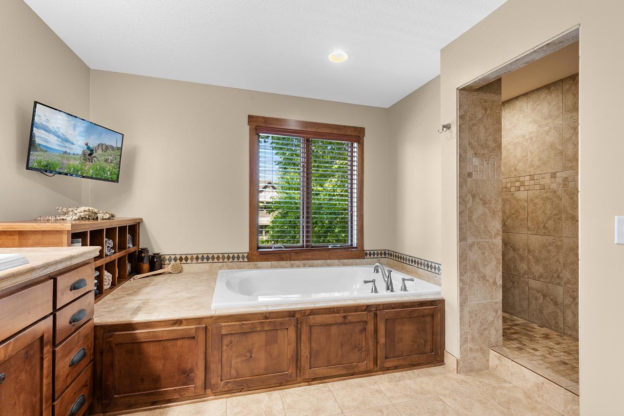 9905 Trails End Road Chanhassen, MN 55317 - Photo 32 of 67 Gallery Image 32