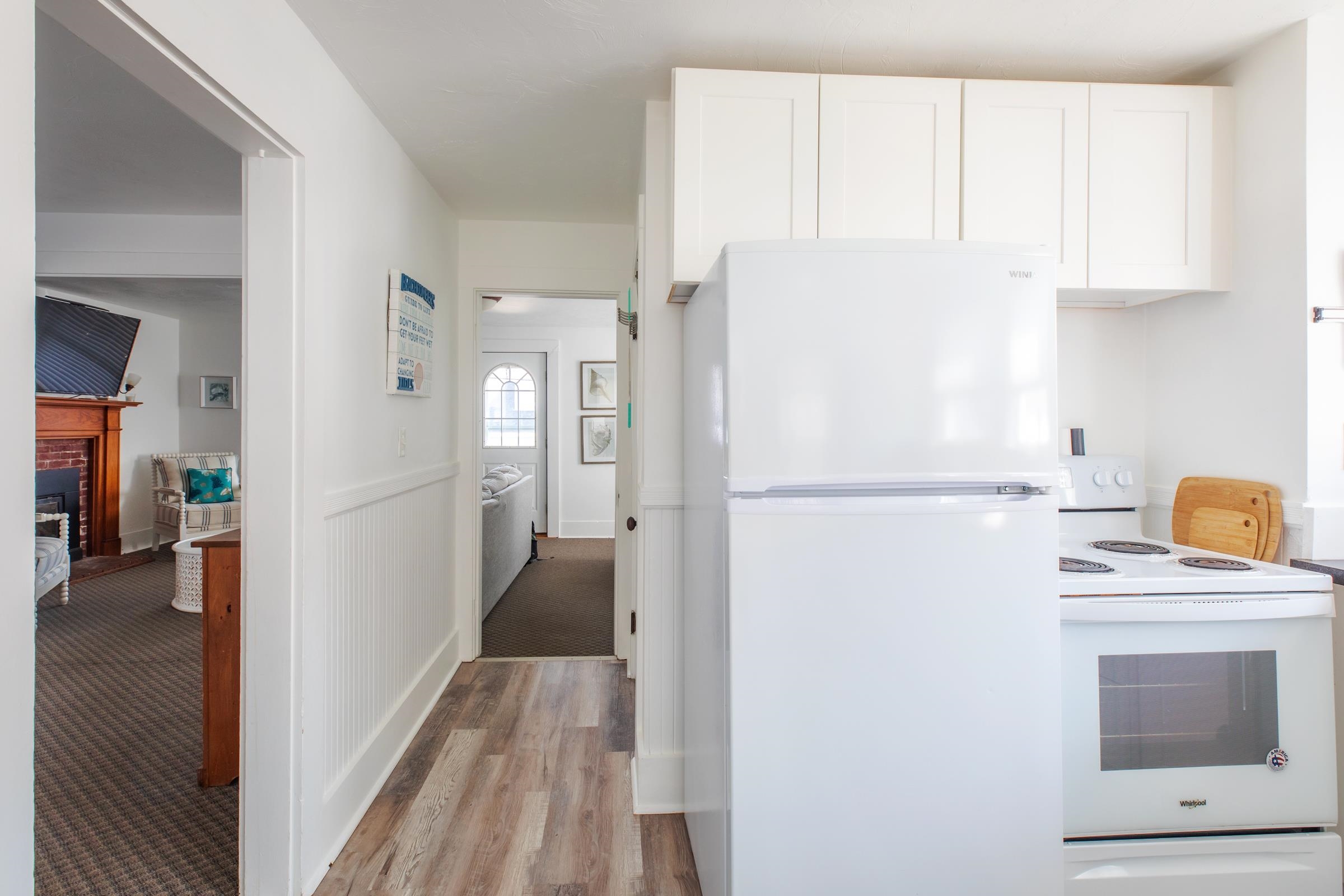 18 Highland Avenue Hampton, NH 03842 - Photo 14 of 38