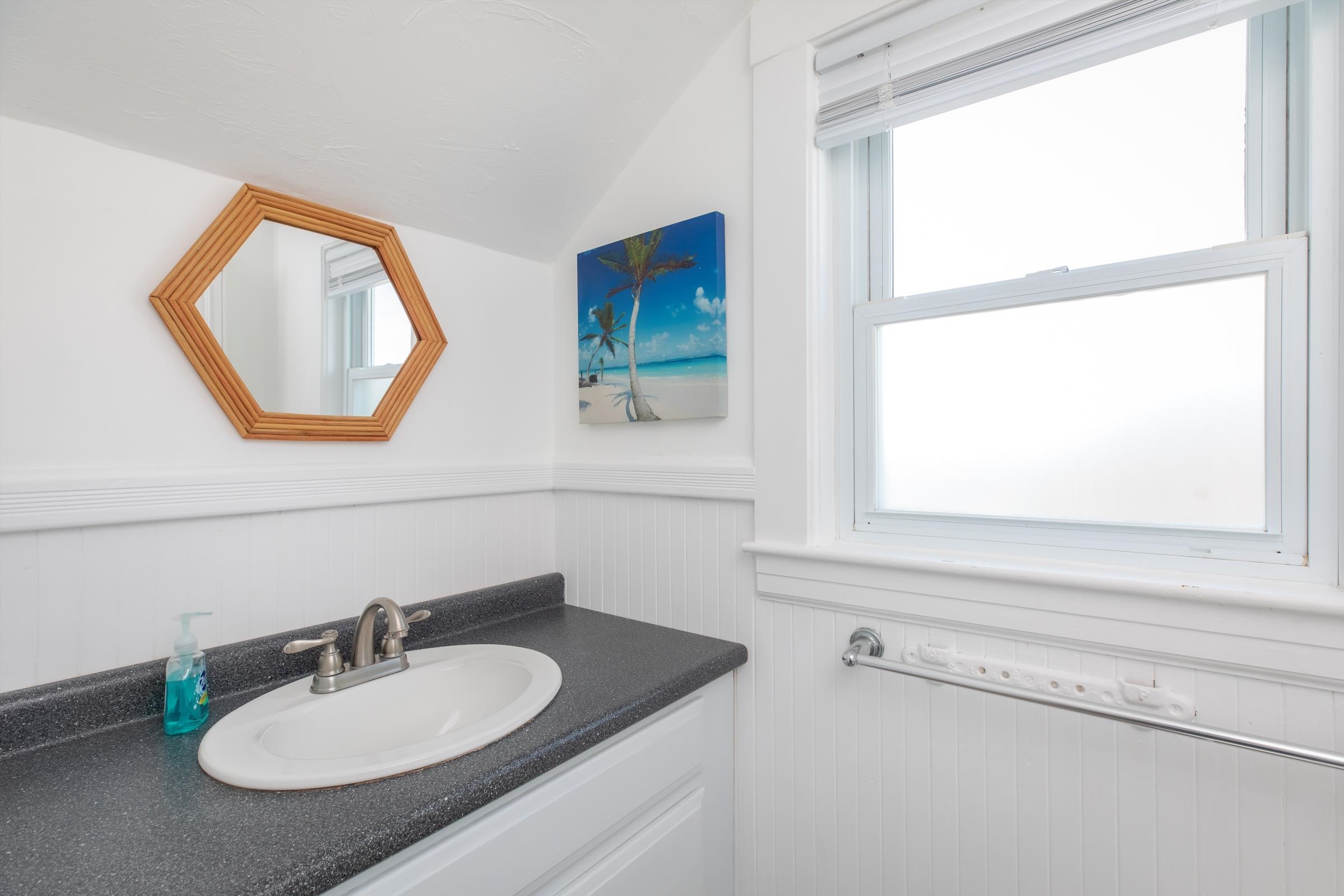 18 Highland Avenue Hampton, NH 03842 - Photo 25 of 38