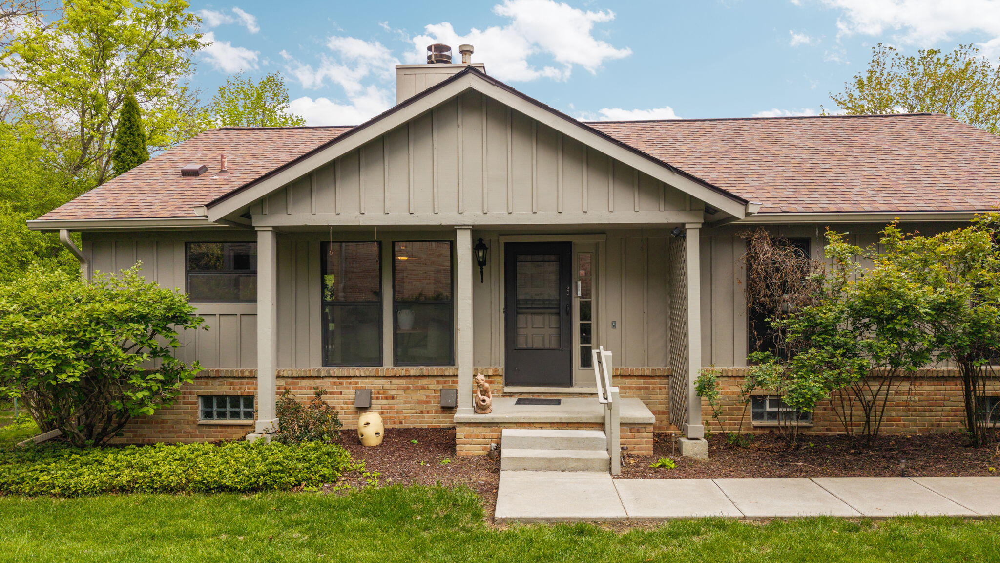 2224 Rivenoak Court Ann Arbor, MI 48103 - Photo 2 of 47 4-web-or-mls-DJI_20260507144843_0594_D