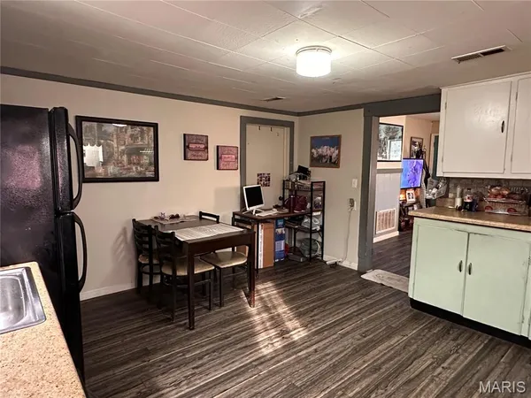 $93,000 | 433 South Street, Lebanon, MO 65536