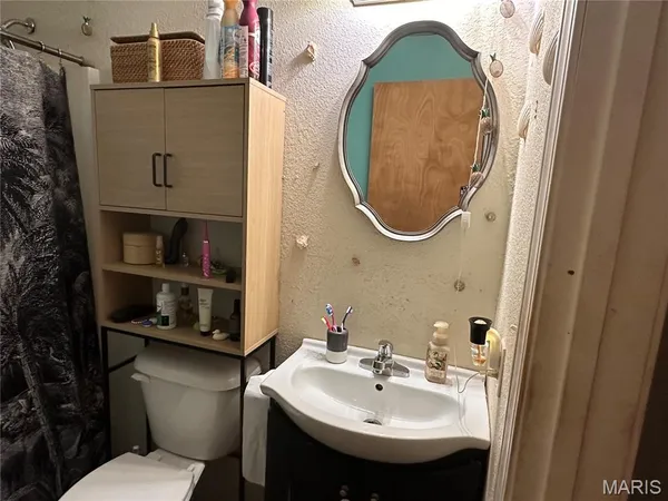 $93,000 | 433 South Street, Lebanon, MO 65536