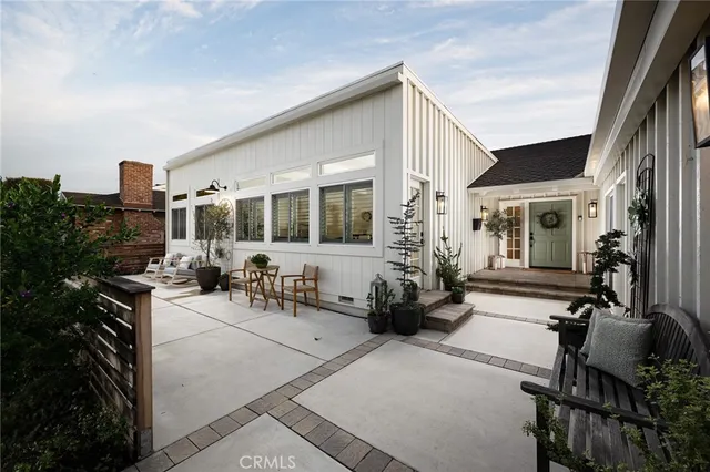 $2,695,000 | 6470 East Mantova Street, Long Beach, CA 90815