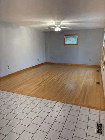 $2,300 | 1 1/2 Main Street, Unit B, Spencer, MA 01562
