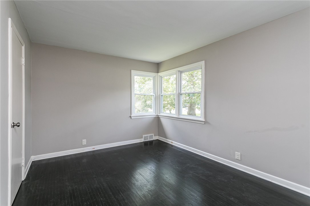 504 Moseley Road Perinton, NY 14450 - Photo 15 of 20