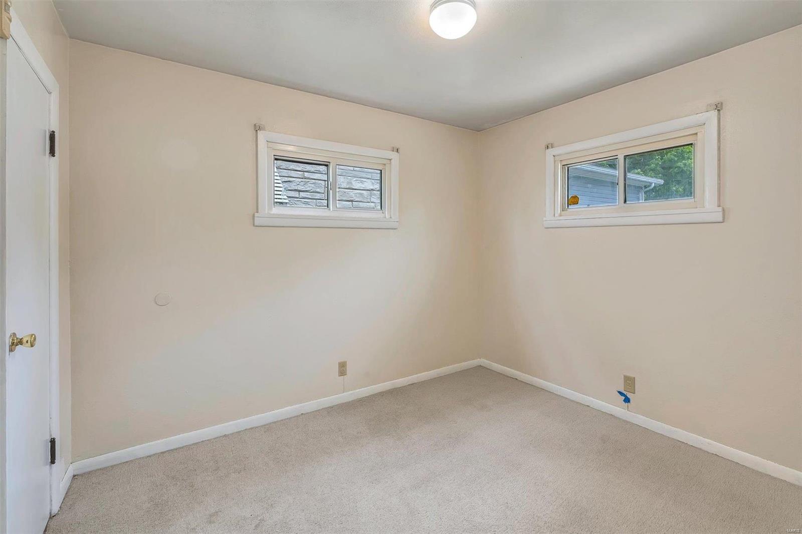 3745 Weber Road St. Louis, MO 63125 - Photo 10 of 20 Gallery Image 10
