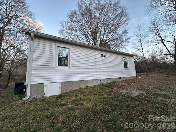 $165,000 | 245 Gravel Hill Court, Taylorsville, NC 28681