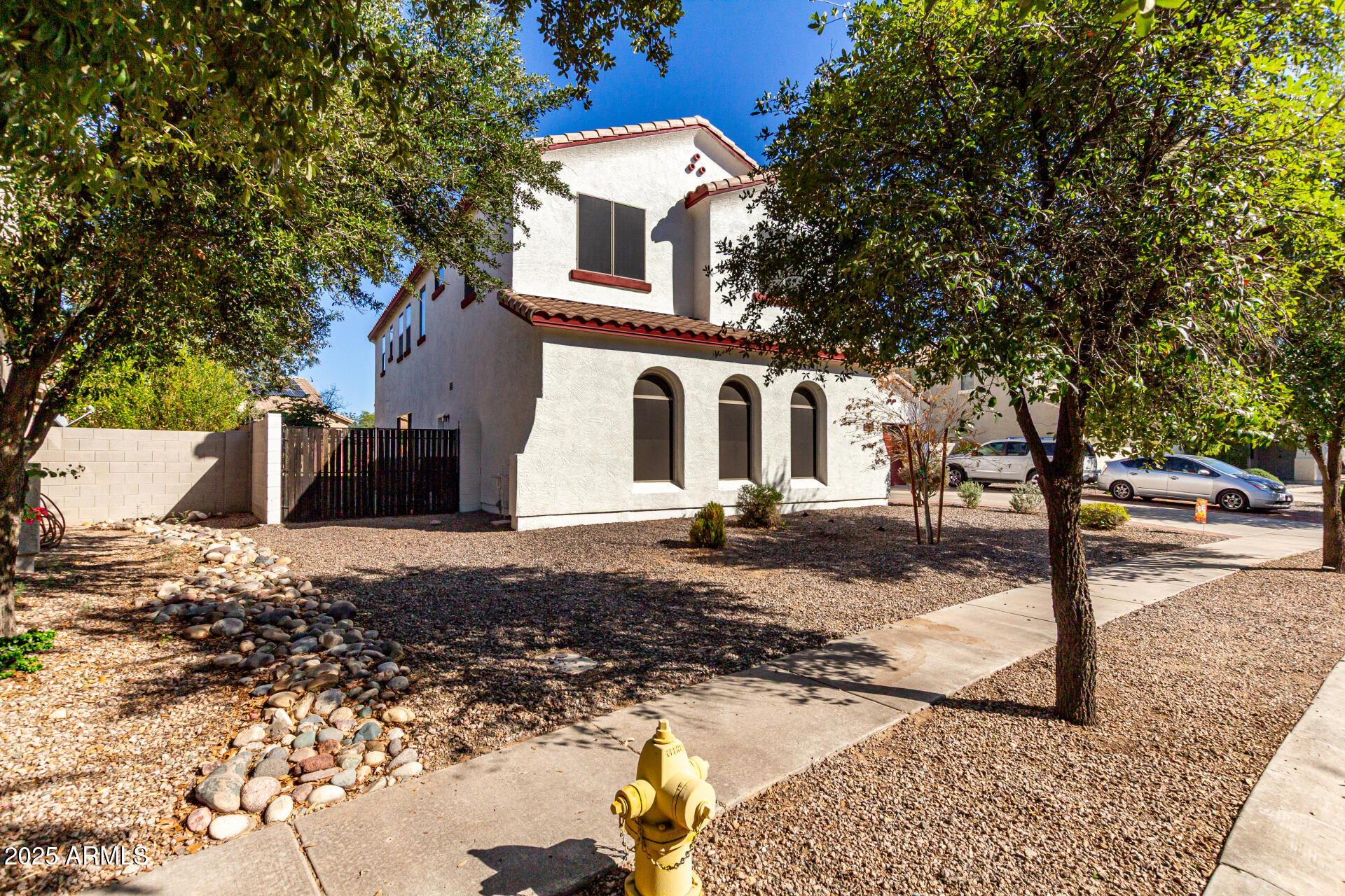 6233 South Rochester Drive Gilbert, AZ 85298 - Photo 2 of 59 03 Rochester