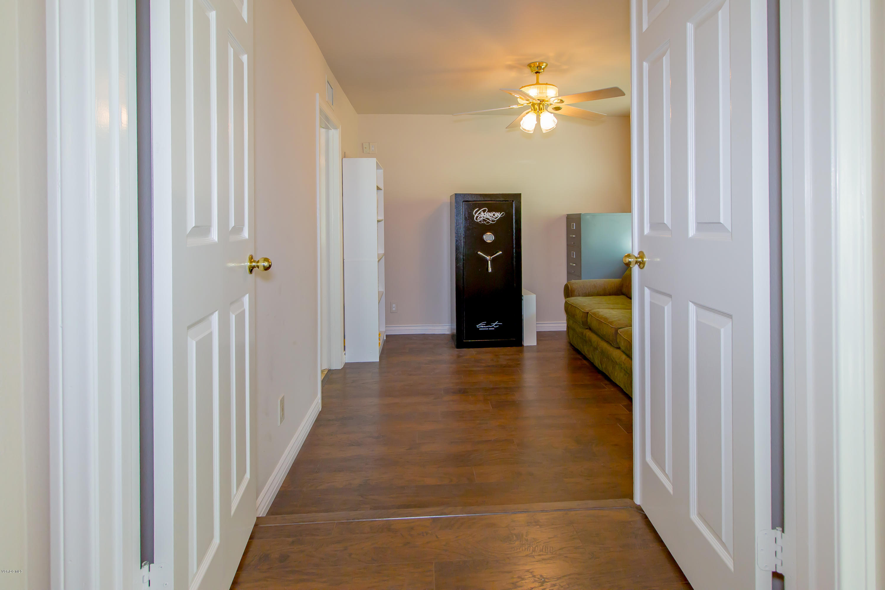Undisclosed Address Stevenson Ranch, CA 91381 - Photo 13 of 27 GUEST BEDROOM-2