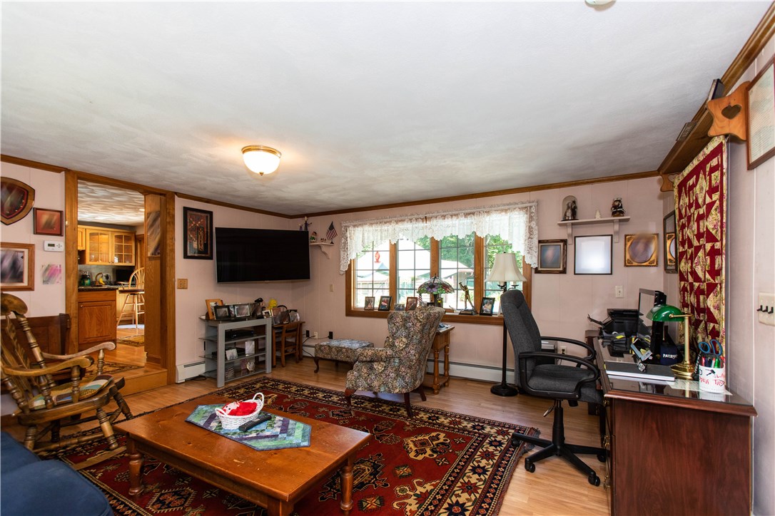 2774 Harkney Hill Road Coventry, RI 02816 - Photo 5 of 27