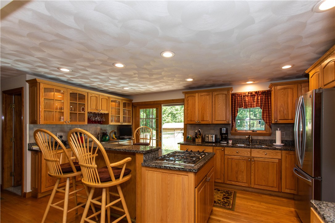 2774 Harkney Hill Road Coventry, RI 02816 - Photo 7 of 27