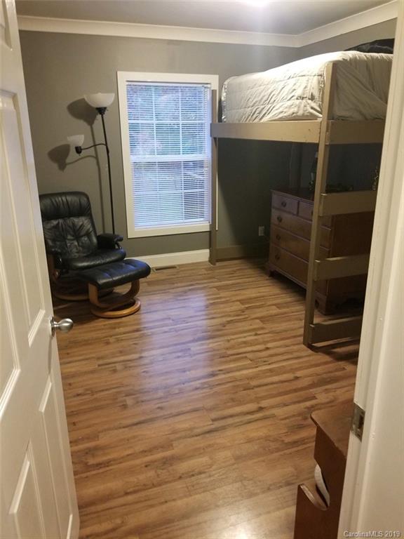 1092 Sharon Ridge Road Fairview, NC 28730 - Photo 11 of 22 Gallery Image 11