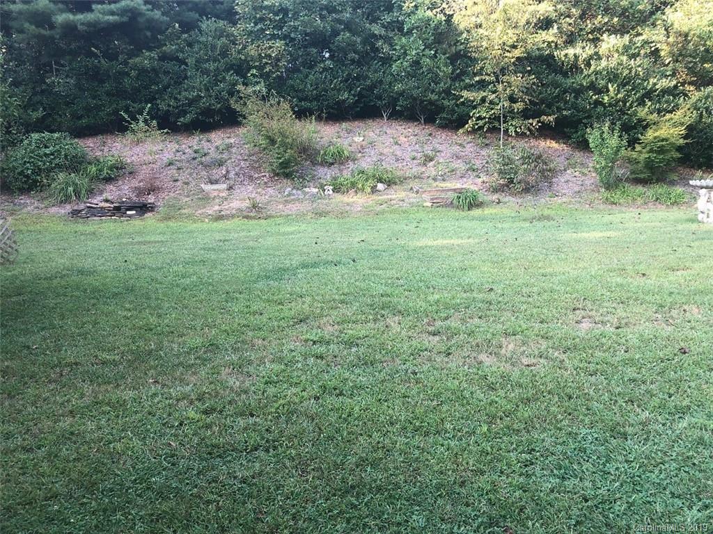 1092 Sharon Ridge Road Fairview, NC 28730 - Photo 18 of 22 Gallery Image 18