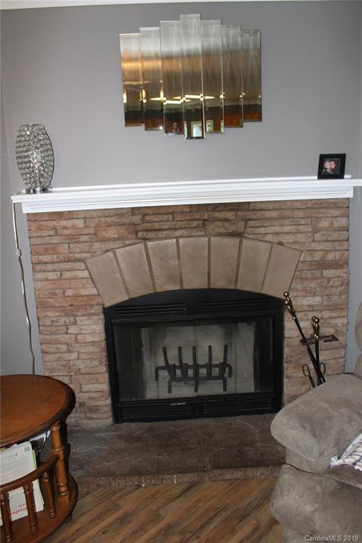 1092 Sharon Ridge Road Fairview, NC 28730 - Photo 3 of 22 Gallery Image 3