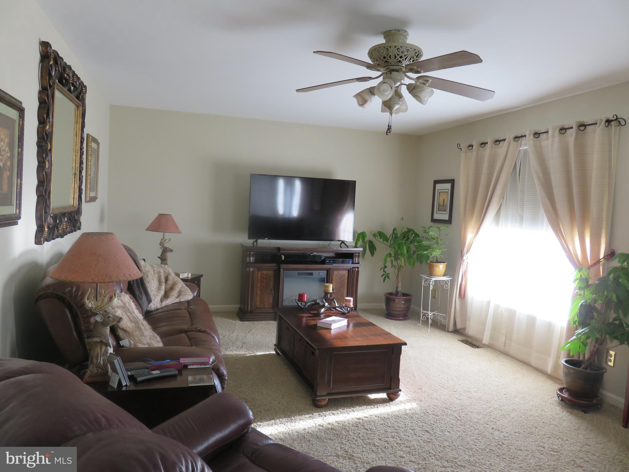 8501 Deer Run Road Denton, MD 21629 - Photo 3 of 30 Living Room