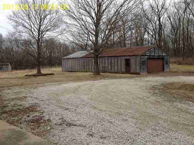 2374 West Tower Road Williamsport, IN 47993 - Photo 16 of 17 Gallery Image 16