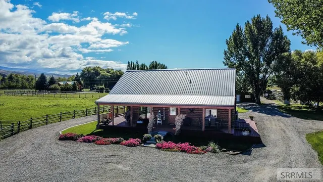 $829,000 | 27 Baker Road, Salmon, ID 83467