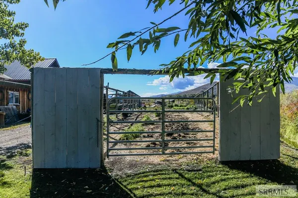 $829,000 | 27 Baker Road, Salmon, ID 83467